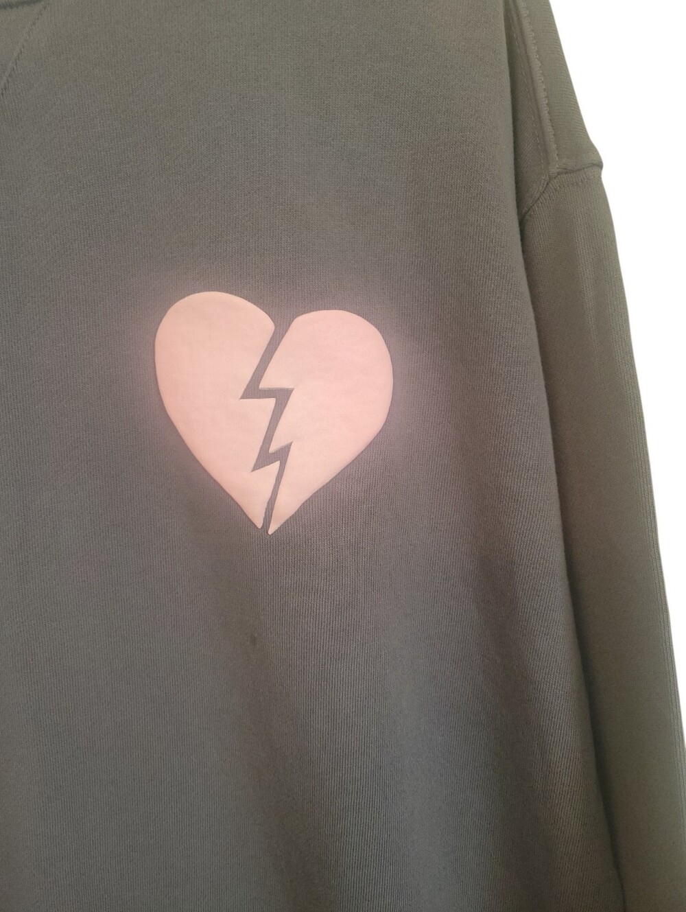 Wildfox I Wish It Was Saturday Graphic Sweatshirt Gray Pink Heart Oversized S - Picture 5 of 9